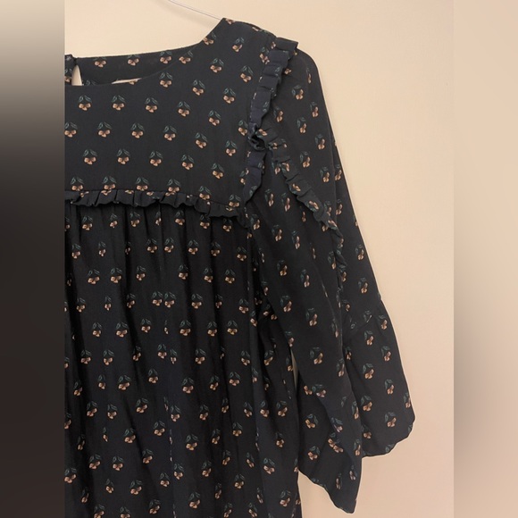 TWO LOFT Blouses / White floral and Blue Floral XS - Picture 10 of 11